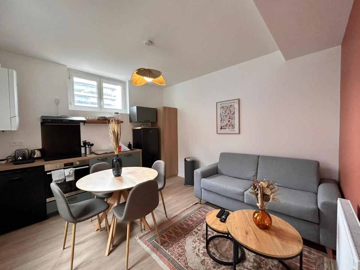 Cosy Perle - 2Ch - Quartier Des Halles & Parking Souterrain โป ภายนอก รูปภาพ